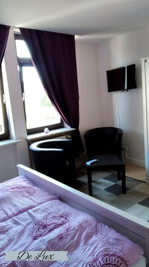 De Lux Gaestehaus Völklingen Zewnętrze zdjęcie